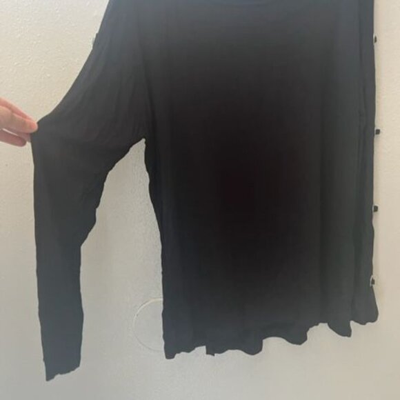 Berek Women's Black Boatneck Cold Shoulder Top rhinestone Grommet Long Sleeve - Picture 3 of 7